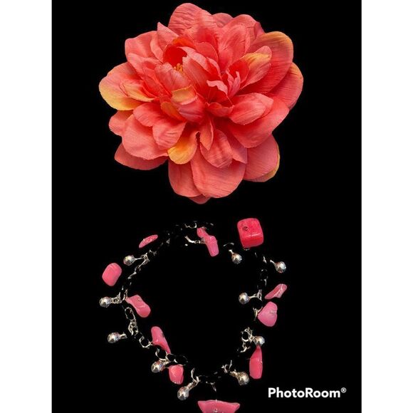 NWOT Handmade Matching Pink Earring/Bracelet Set With Flower Hair Accessory - Picture 3 of 3
